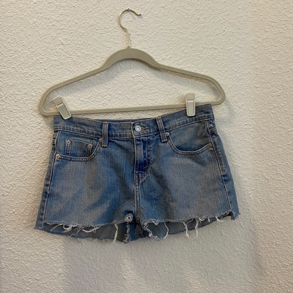 Levi’s denim shorts